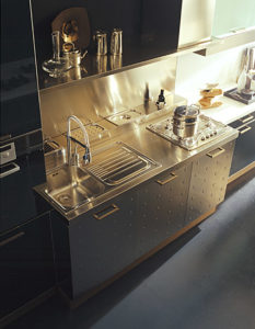 SS SINGLE BOWL SINK WITH DRAIN